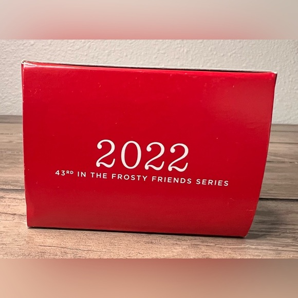 Hallmark Keepsake NEW 2022 Christmas Ornament Frosty Friends 43rd in series - Picture 9 of 10